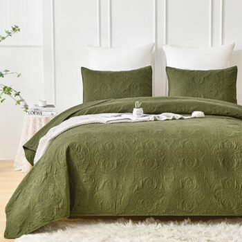 King Quilt Bedding Set,Olive Green Bedspread Coverlet with 2 Pillow Shams,Lightweight Quilt Set,Bohemian Floral Pattern Summer Quilt,Soft Bed Cover for All Season(Olive Green,96"x110")