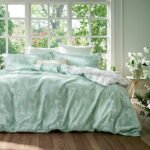 Duvet Cover Queen Size - Reversible Green Queen Duvet Cover Set with Zipper Closure, 3 Pieces Floral Patterned Bedding Set with 8 Corner Ties and 2 Pillow Shams